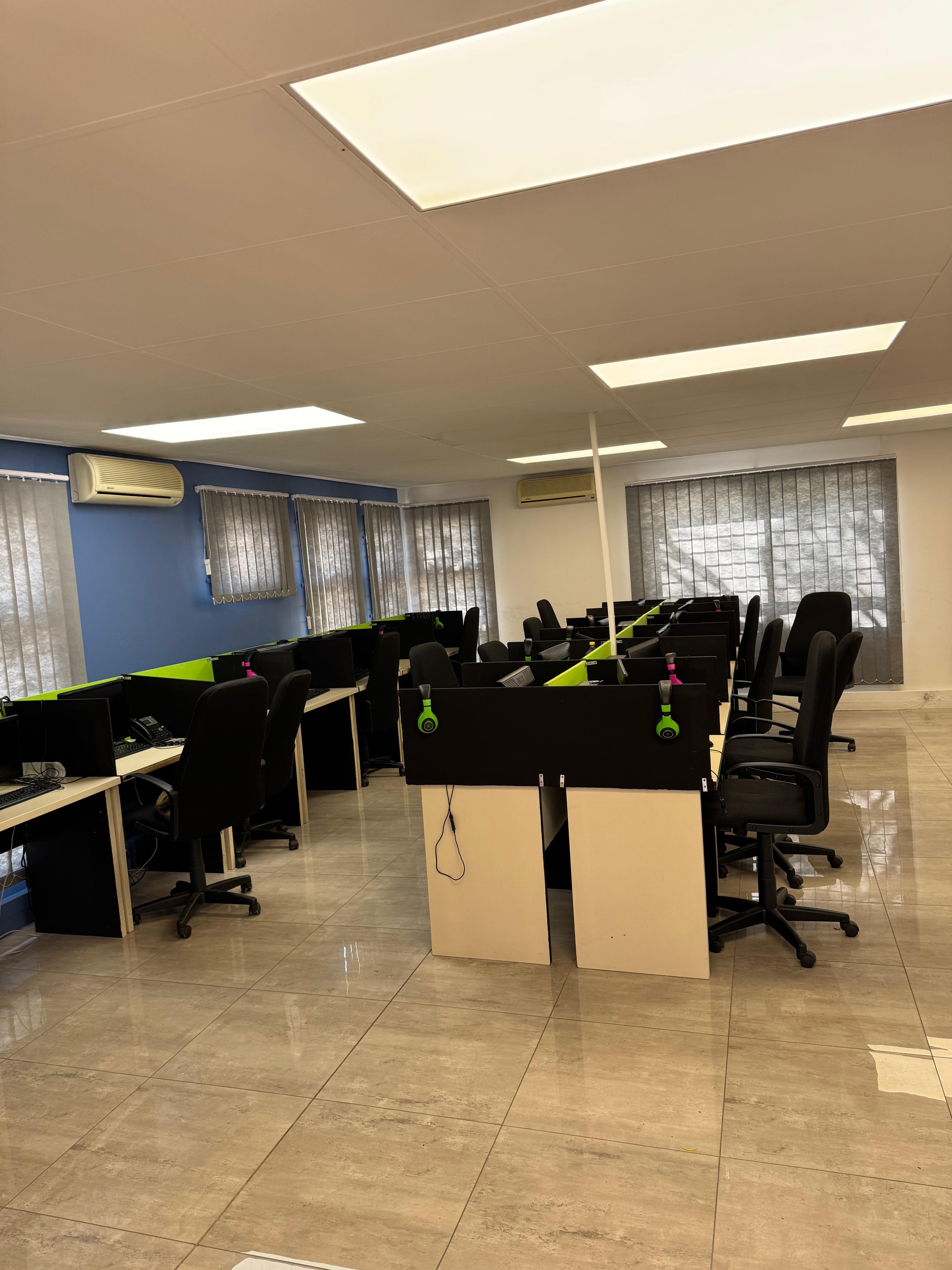 Sigma Kairos call center office