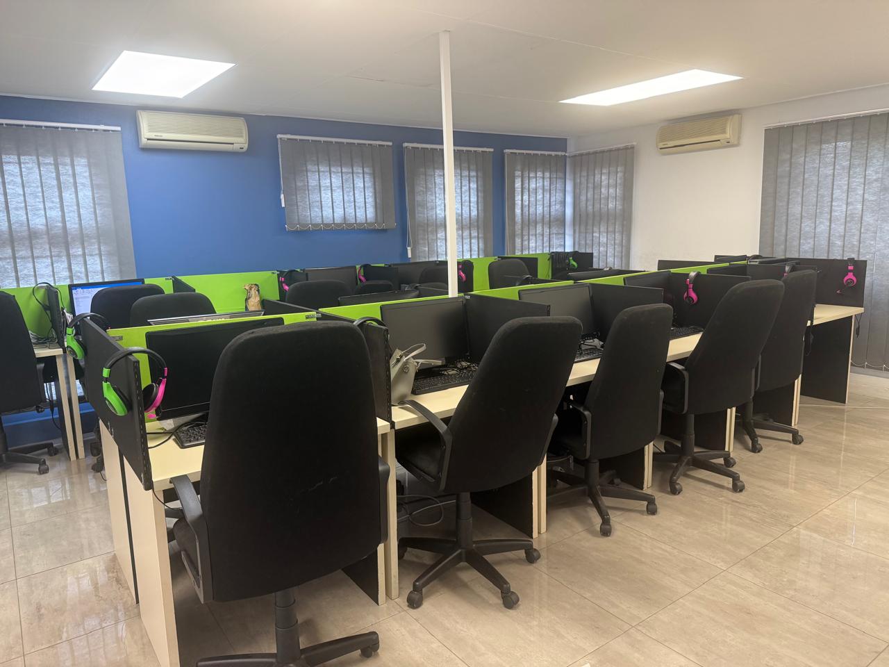 Sigma Kairos office setup interior